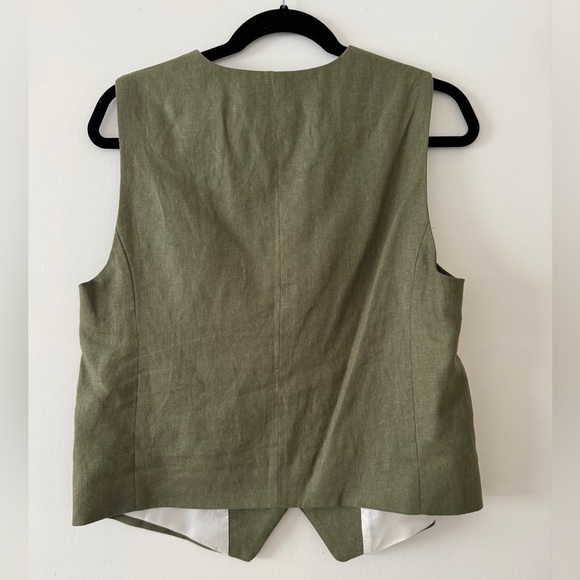 Zara linen blend vest, khaki green, beautiful buttons, size S - only worn once! - Picture 3 of 4